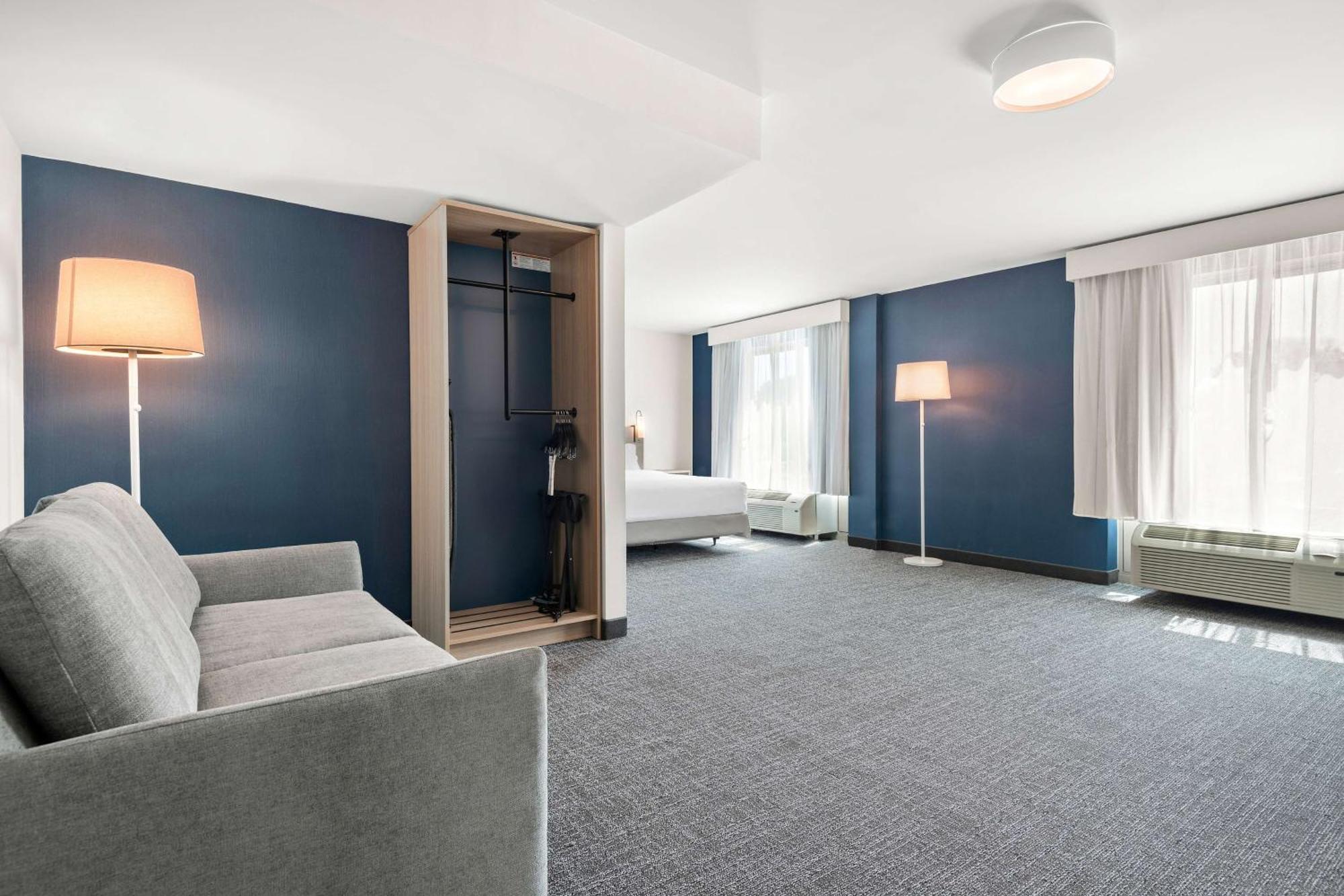 Spark By Hilton Exton Exterior photo